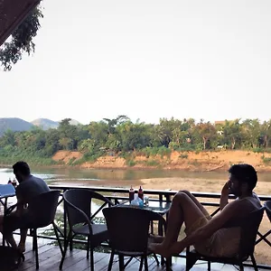 Chill Riverside & Cafe Laos